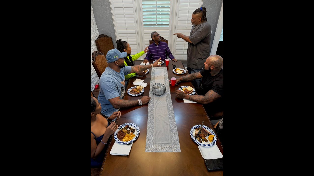 When Mike and Sunny’s family have a bad last supper!