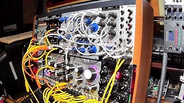 【Plugged Eyes】Cross Modulation - Modular Synth, West Coast Synthesis