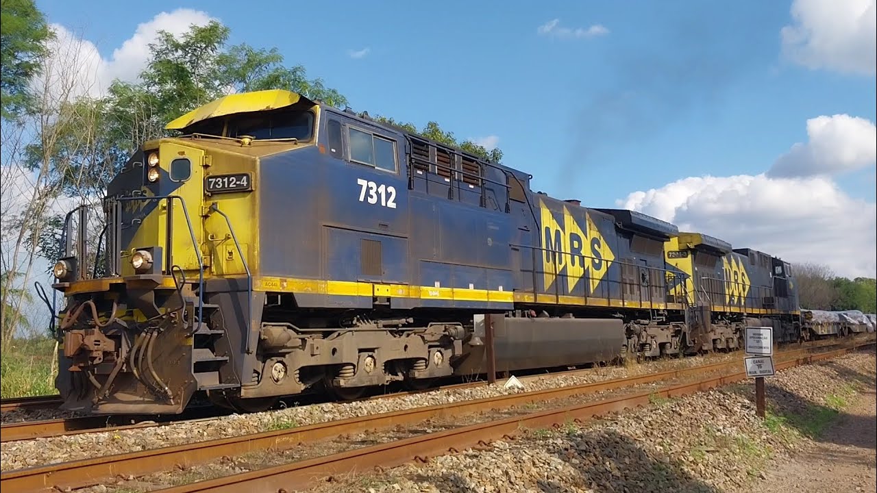 MRS - Dupla de AC44i puxando Carga Geral (KSV) partindo do FOS