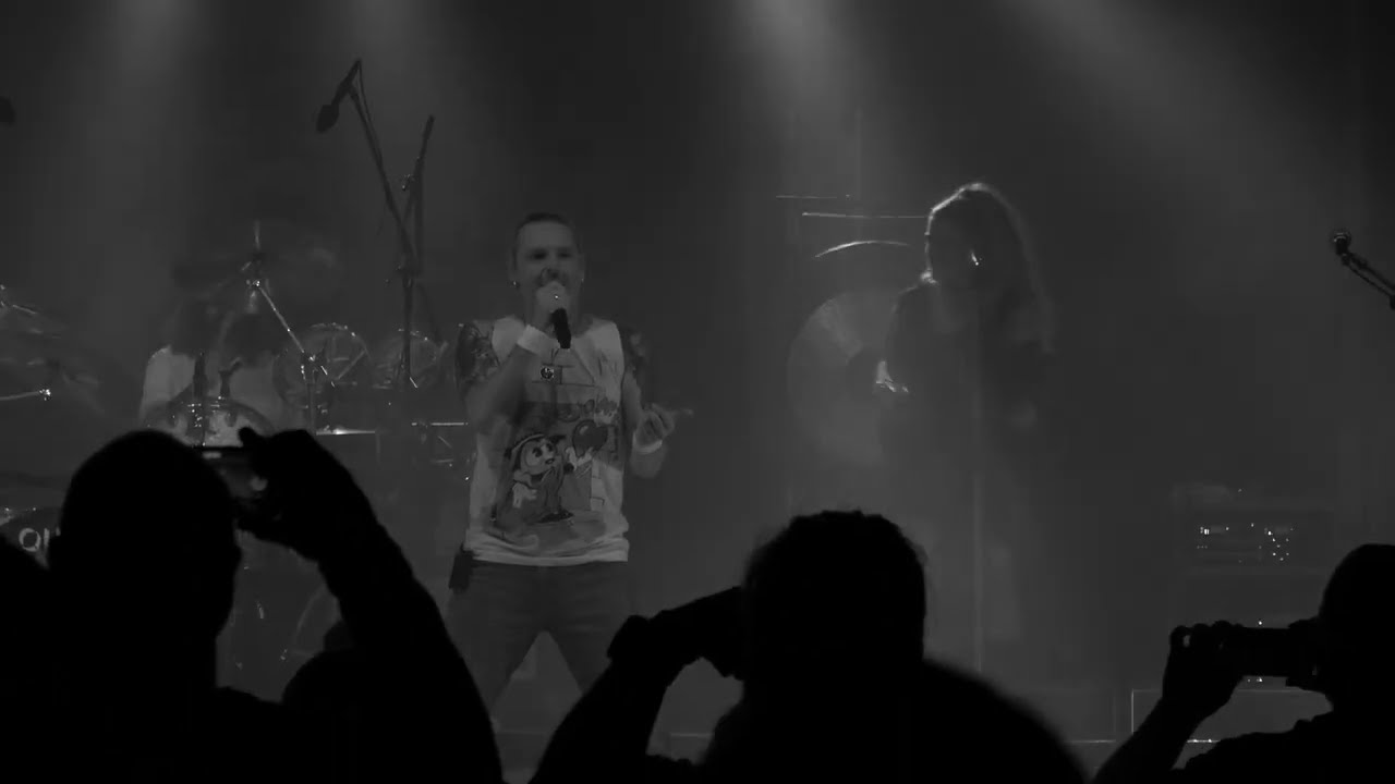 The Queen Kings   "Don´t stop me now"   Original by Queen