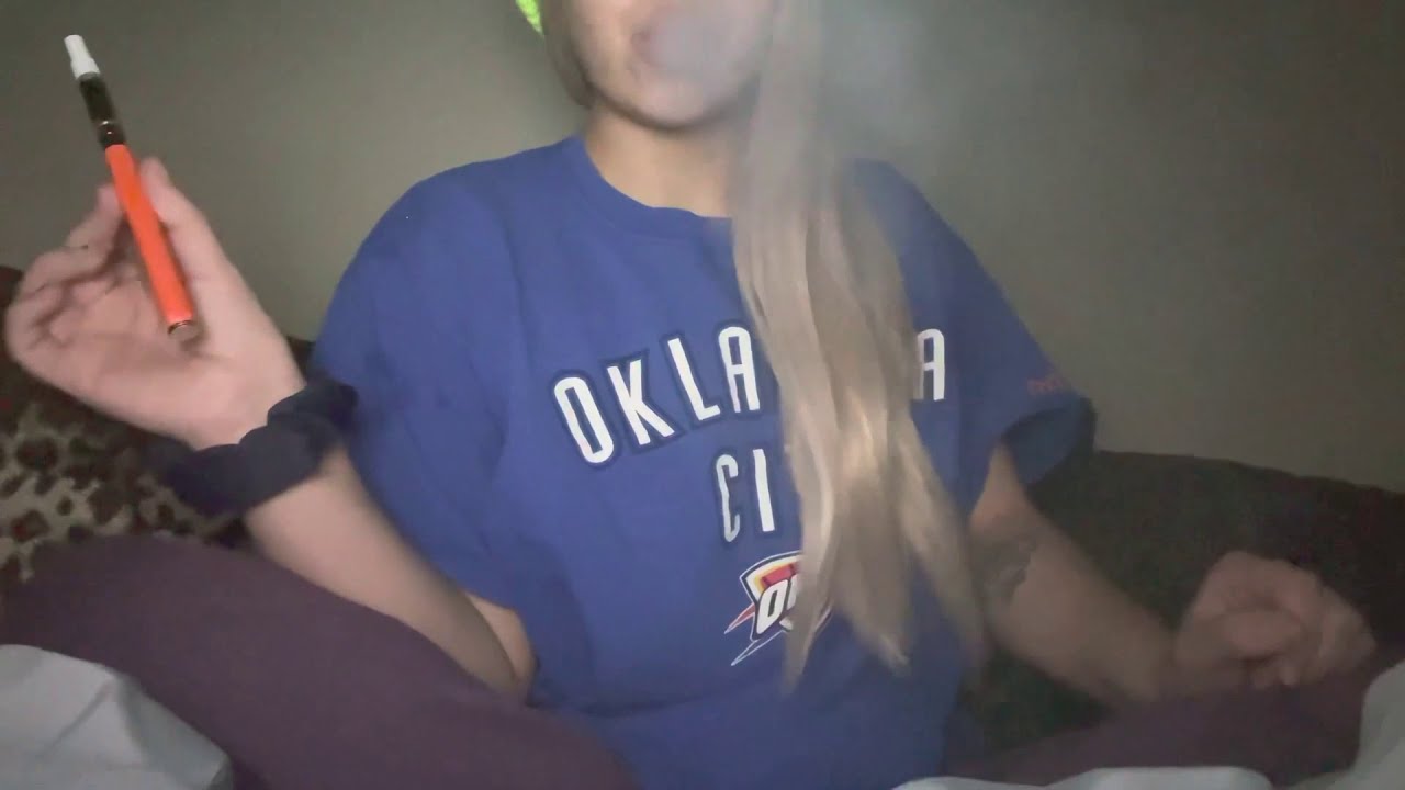 Rolling a wood high 👏🏼😂 krt cart