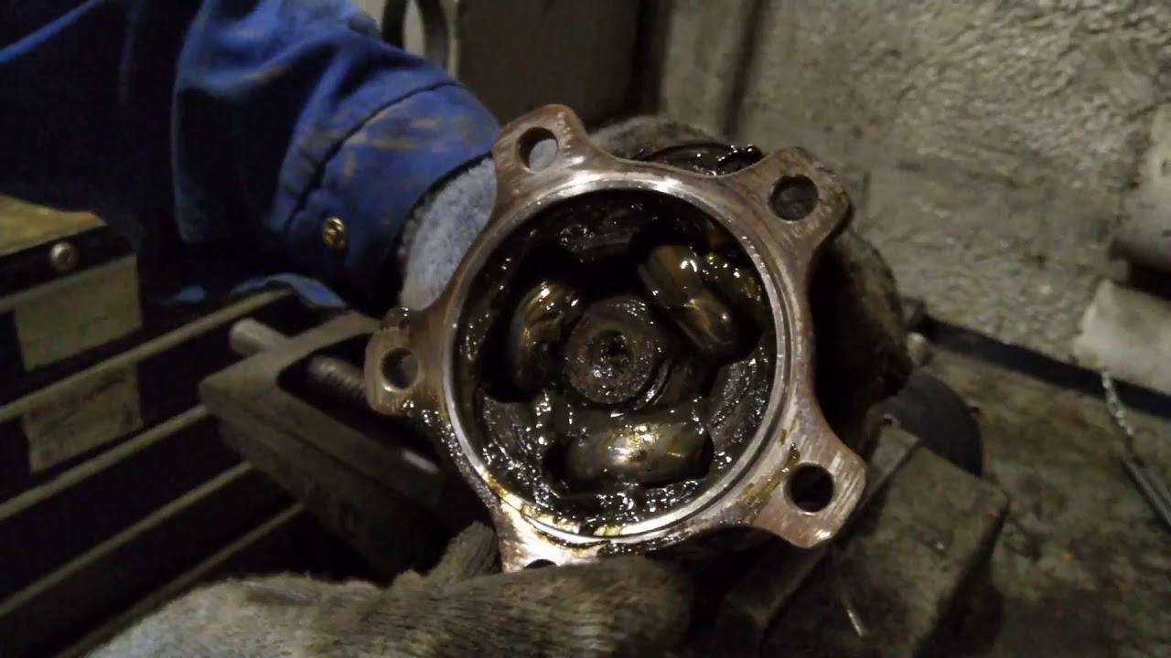 Люфт внутреннего Шруса Nissan X-Trail T-30 - YouTube