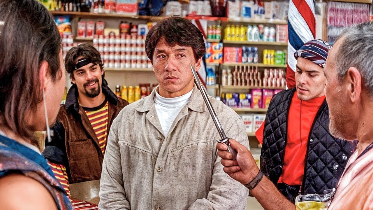 بيفتكروه عيل طري وبيثبتوه ميعرفوش انه اسطوره في الفنون القتاليه وهيندمهم علي كل الي عملوه!|ملخص فيلم