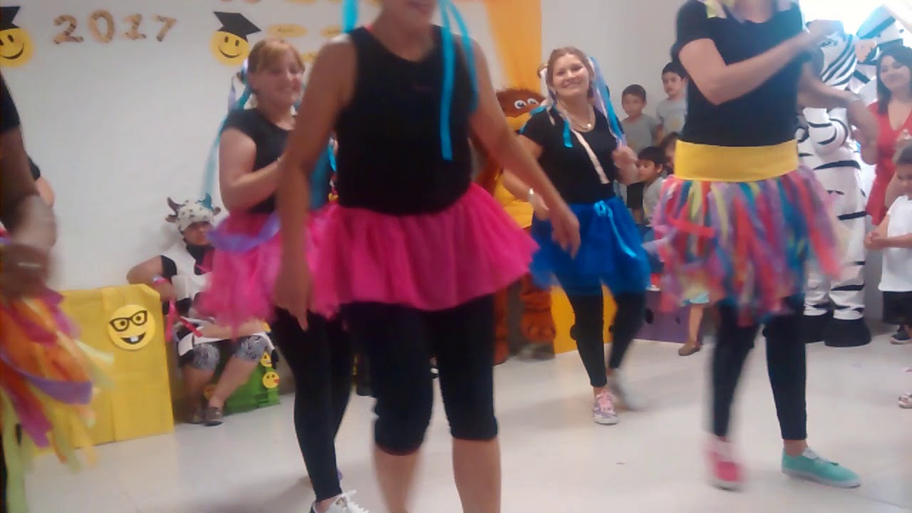 El mejor baile.. Bailame.. Bailan las maestras YouTube