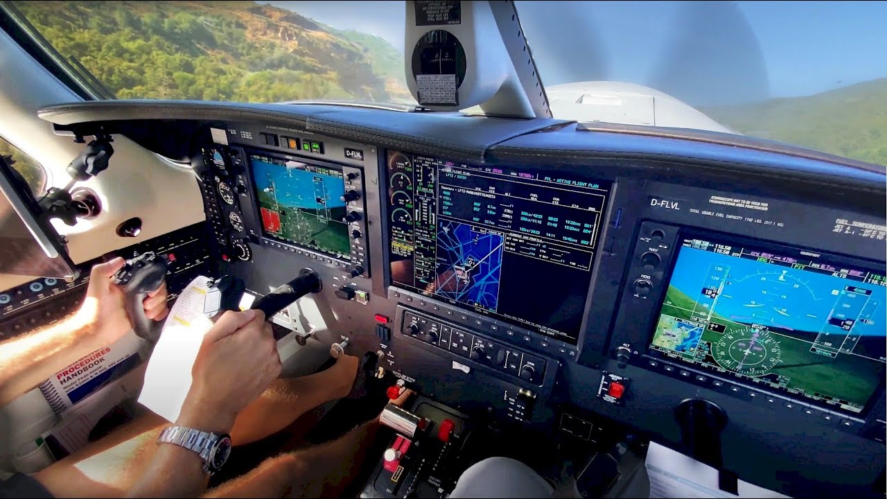 Piper Meridian (4K), Takeoff from Saint-Tropez (LFTZ)