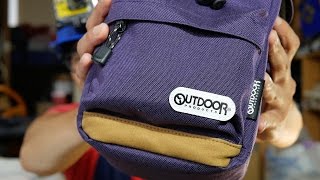 『中西のカメラバッグ』〜OUTDOORのコンパクトで安いバッグ（２０００円くらい）〜いつもさげてるカバンの上にさげられるコンパクトなカメラバッグ。しかも安心のブランド！