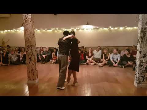 Sebastian Escobar & Delphine Blanco ❤ Démo 2/4 : Milonga del recuerdo _ D'arienzo @ La Grande Tutti