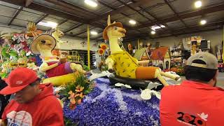 2020 Rose Float Decorating, A Quick Look At Other Floats.