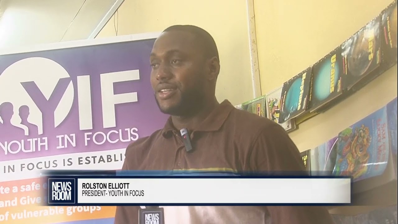 GUYANA NEWS ROOM – AMAZONIA MALL DONATES WRITING TABLETS TO MOCHA PRIMARY SCHOOL