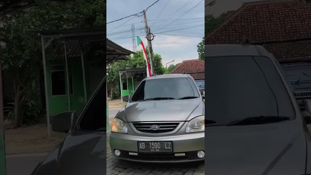 Romantisasi low-MPV car, Kia Carens II 