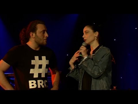 რა მიზნით გაერთიანდნენ ქართველი მომღერლები ივენთ ჰოლის საკონცერტო დარბაზში?