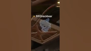 Vtuber finds rat spot in apex legends #shorts