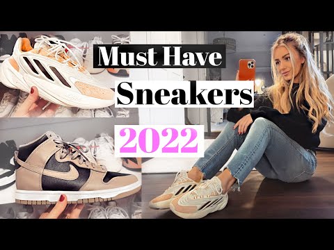 Video: Modieuze sneakers in 2022: damestrends met foto's