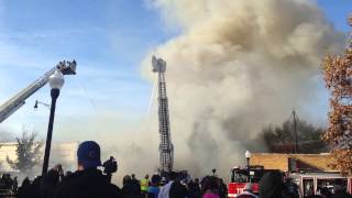 Giant fire destroys several buildings!