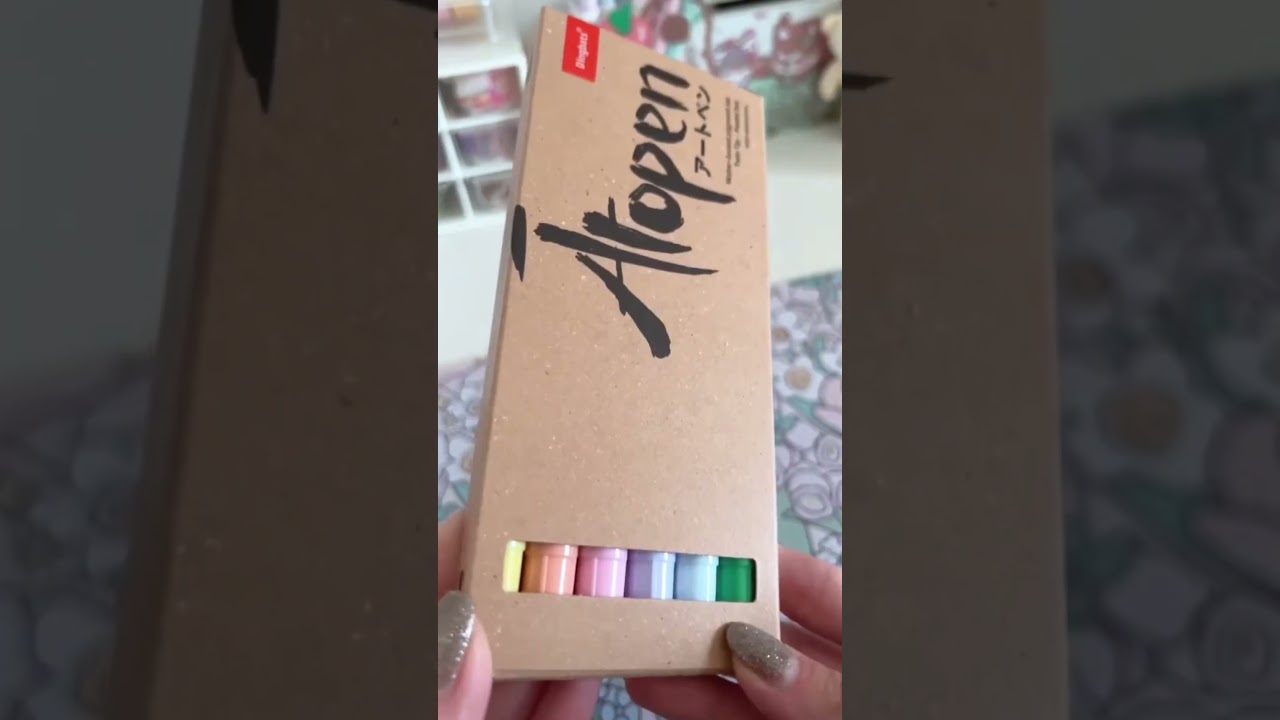 ASMR unboxing video by @nicolegracestudies 😍 