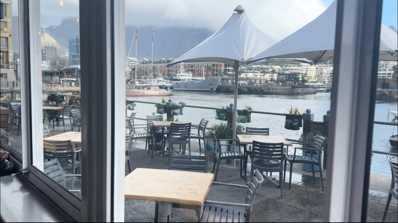 Dining at Den Anker, Cape Town | Restaurant Review | Places to visit in Cape Town