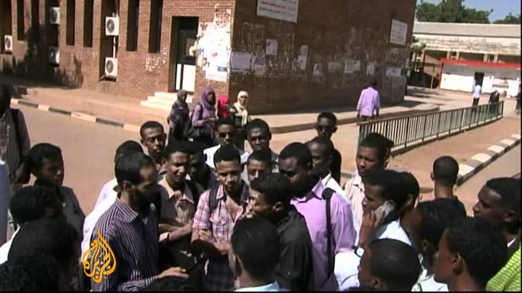 الطلاب يسعون للتغيير في السودان
