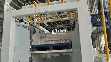 High-level empty bottle/can depalletizer