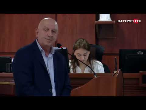 პოლიციელ გოგმაჩაძის ჩვენება - პატაკში არ წერია, რომ მოხდა თავდასხმა, წერია, რომ მოხდა შეურაცყოფა