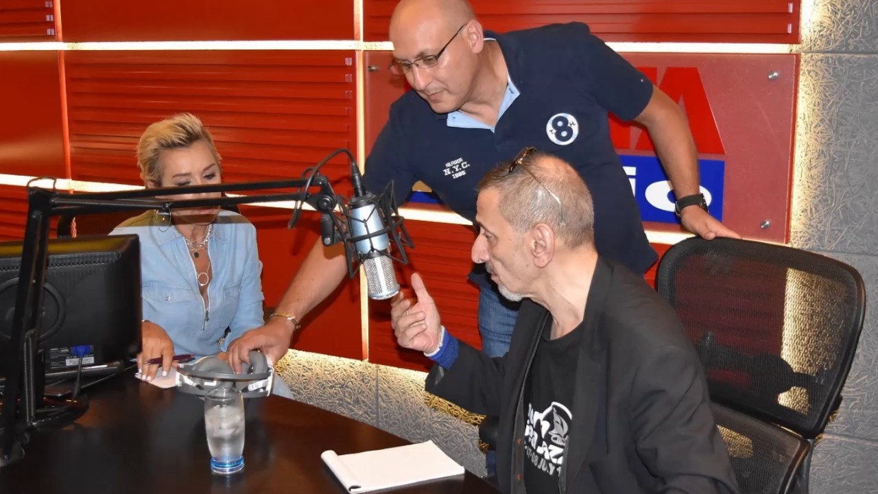 مقابلة قديمة لزياد الرحباني (أنا لست ملحداً وعلاقتي بالسيدة فيروز ممتازة بعد سوء تفاهم)