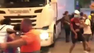 Angry Barcelona fans force their way into Camp Nou | FMM screenshot 4