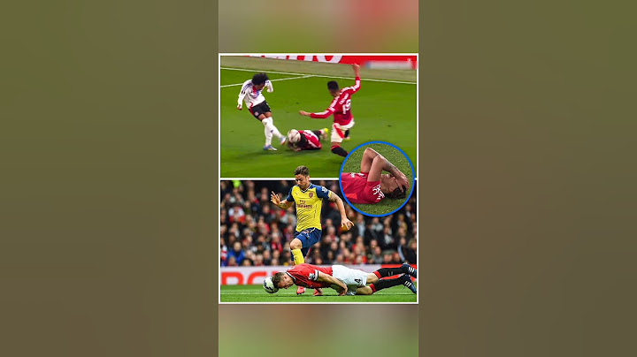Leny Yoro Recreates Phil Jones' INSANE Head Tackle! 😱⚽ | Defensive Madness!#mufc #shorts