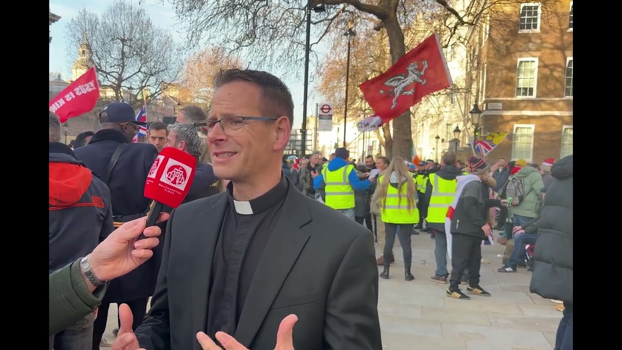 Преподобный Крис Викленд — полное интервью на передаче «Верните Христа в Рождество» Англиканской ...