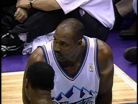 Scottie Pippen Dunks On Karl Malone