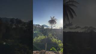 Jalan Santai Sore Hari  pemandangan gunung sunset wisata cerah