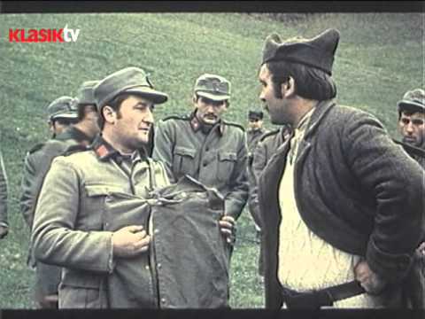 scena iz filma 'U gori raste zelen bor'