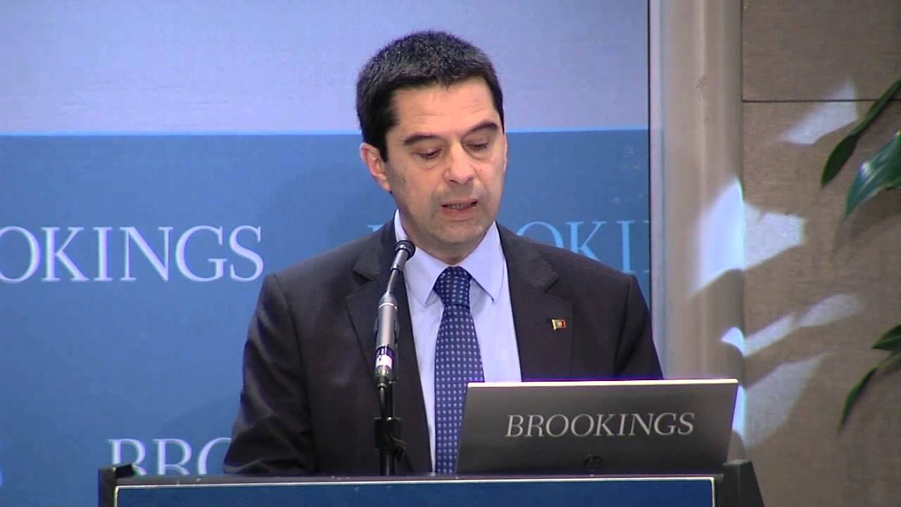 Vítor Gaspar: Domestic Politics in Cyprus Affect European Union Recovery