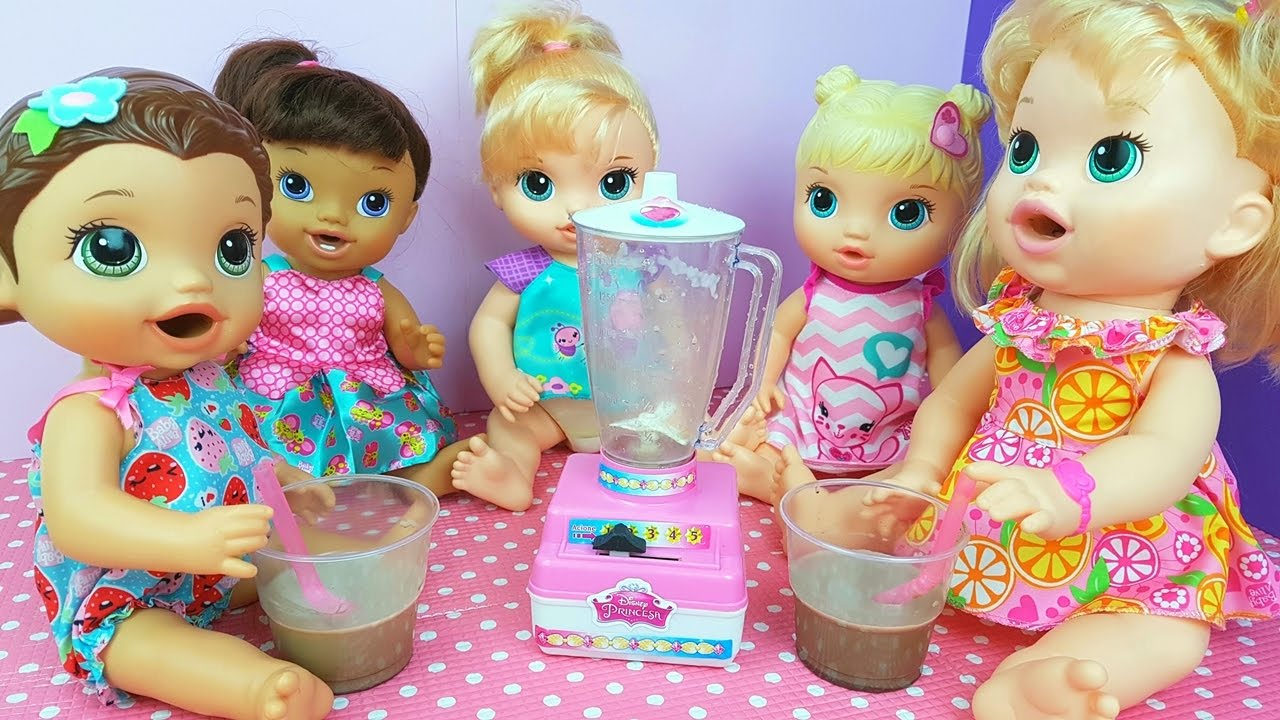 Julinha e Bia participam do desafio Smoothie! Quem será que ganhou