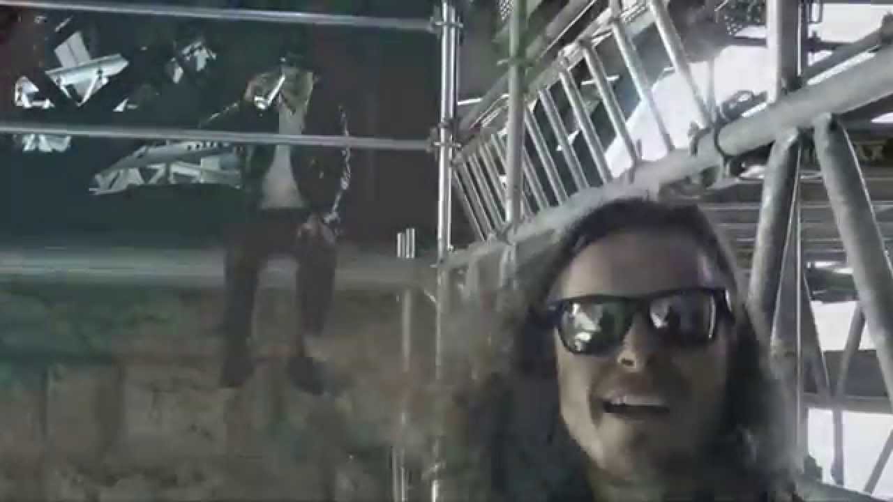 Glorious MoonRockets - Down on their luck