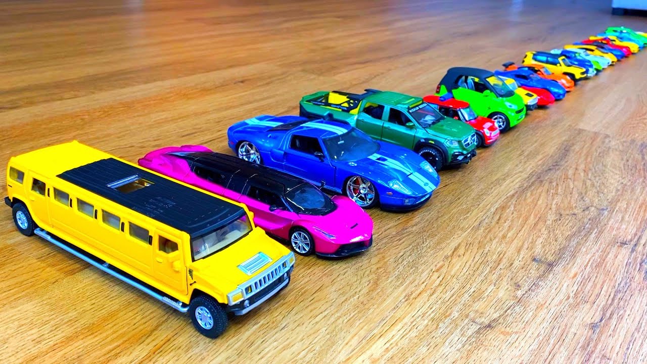 Diecast Model Cars Smaller And Bigger Sizes Stopped By Finger YouTube