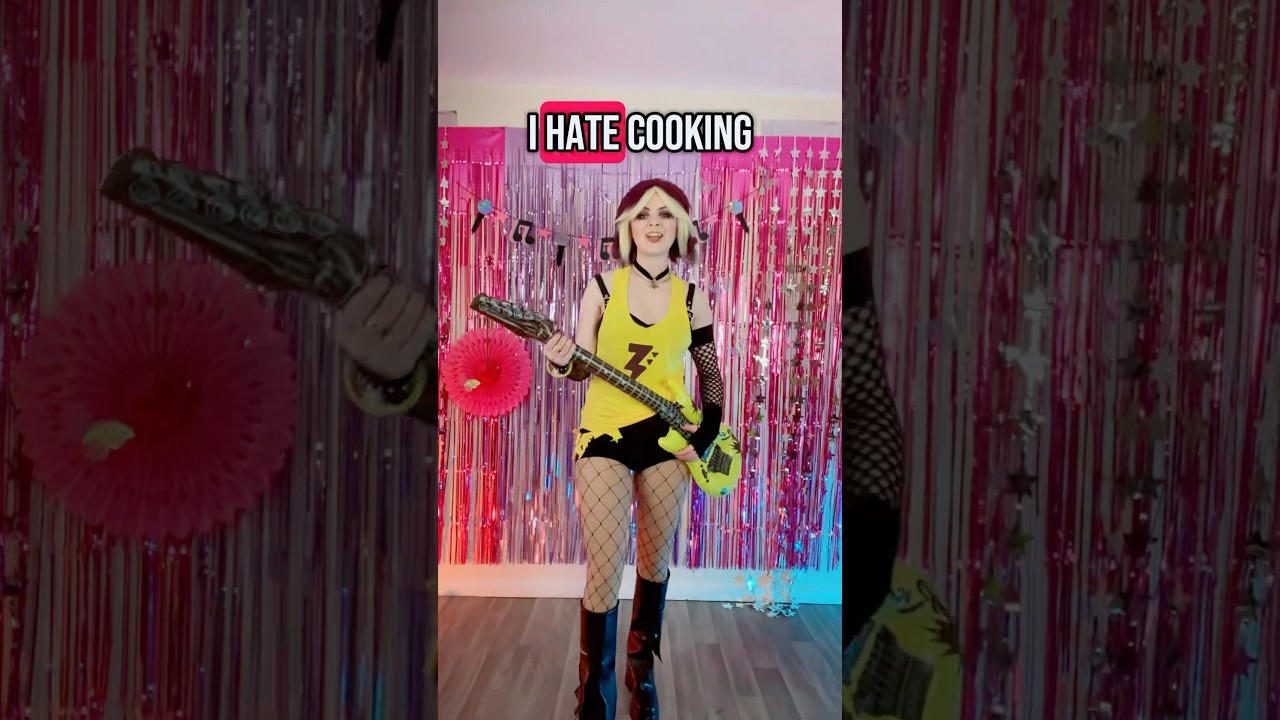Unhinged Parfait Cookie is real trust me guys @cospaste @cinderology #cookierunkingdom#cosplay
