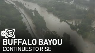Buffalo Bayou rises as downpours continue across Houston