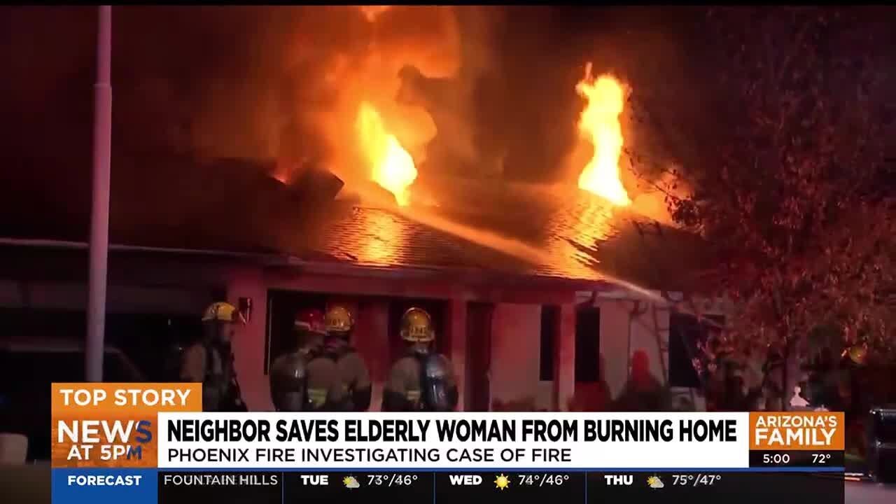 Neighbor saves elderly woman from burning home in Phoenix - YouTube