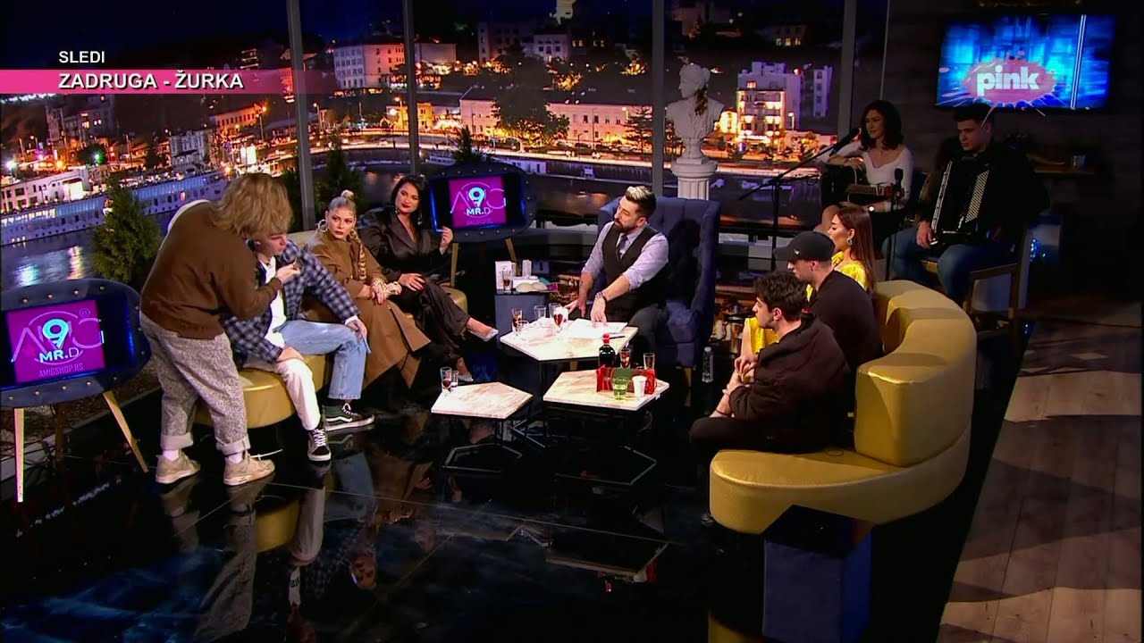 Panjković popravlja frizuru Wajwai-u (Ami G Show S14)