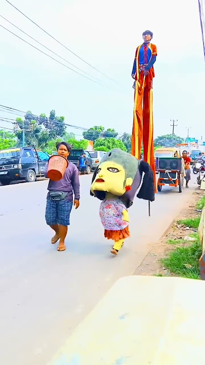 jangkungan vs Badut mampang