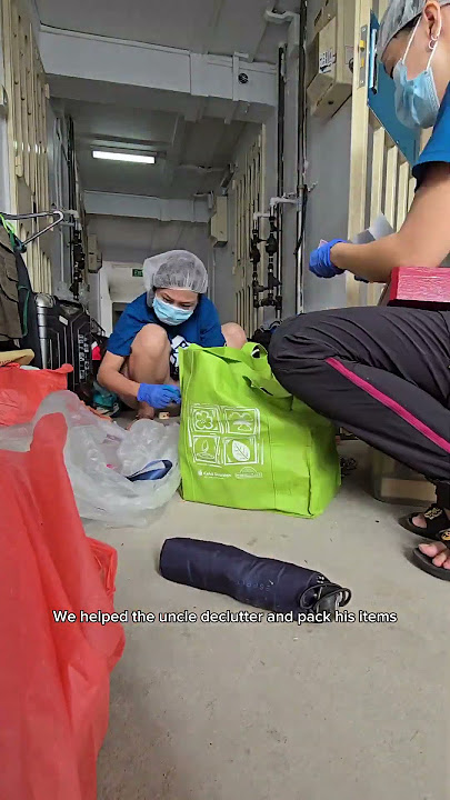 Volunteering with Habitat for Humanity Singapore - Project HomeWorks