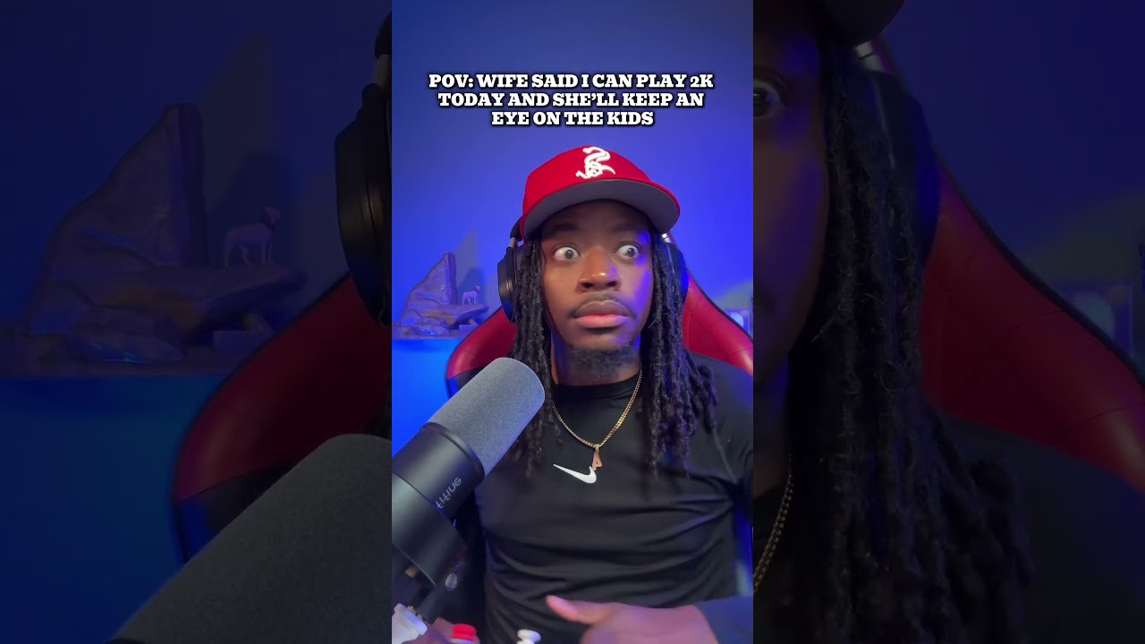 Minding my business! Happy 2KDay😂 