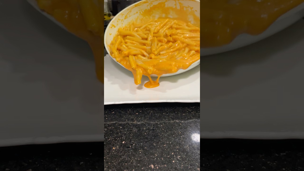 Паста с соусом из запечённых овощей