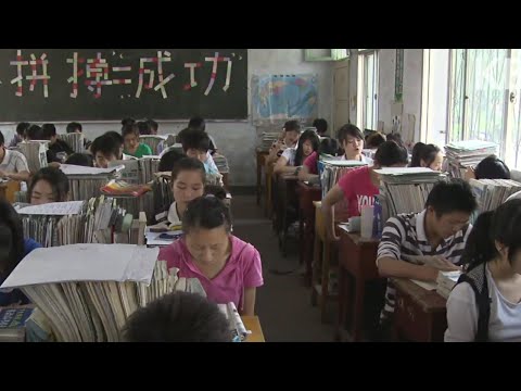 그들이 &amp;#39;시끄럽게&amp;#39; <strong>공부하는</strong> 이유는? 중국의 장원마을 [<strong>공부하는</strong> <strong>인간</strong>]