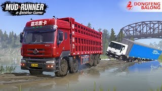 Spintires: MudRunner - DONGFENG BALONG 350 6X12 Pulls a Fallen Truck into the Water screenshot 2