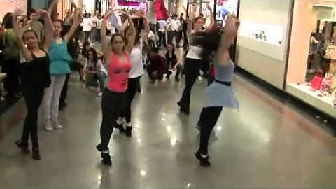 Sapatoca apresenta Flash Mob São José dos Campos . Movimente-se. [ OFICIAL] Shopping Colinas.flv
