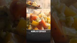 Graupeneintopf, der wirklich satt macht.
Deftig, pflanzlich gekocht und voller Geschmack.
Graupen, Steckrübe und viel Gemüse sorgen ganz von allein für Sämigkeit und Tiefe.
👉 Das komplette Video mit allen Tipps findest du jetzt auf meinem Kanal.
https://youtu.be/8m6X-FTikyc?si=lVGS7JvA-KNyCBP2
#graupeneintopf #rezeptshort #deftigkochen #pflanzlich #hierkochtalex Graupeneintopf, der wirklich satt macht.