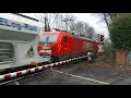 Bahnübergang Im Krugfeld Hildesheim Züge am Freitag 22.2.2019. Viele Güterzüge.