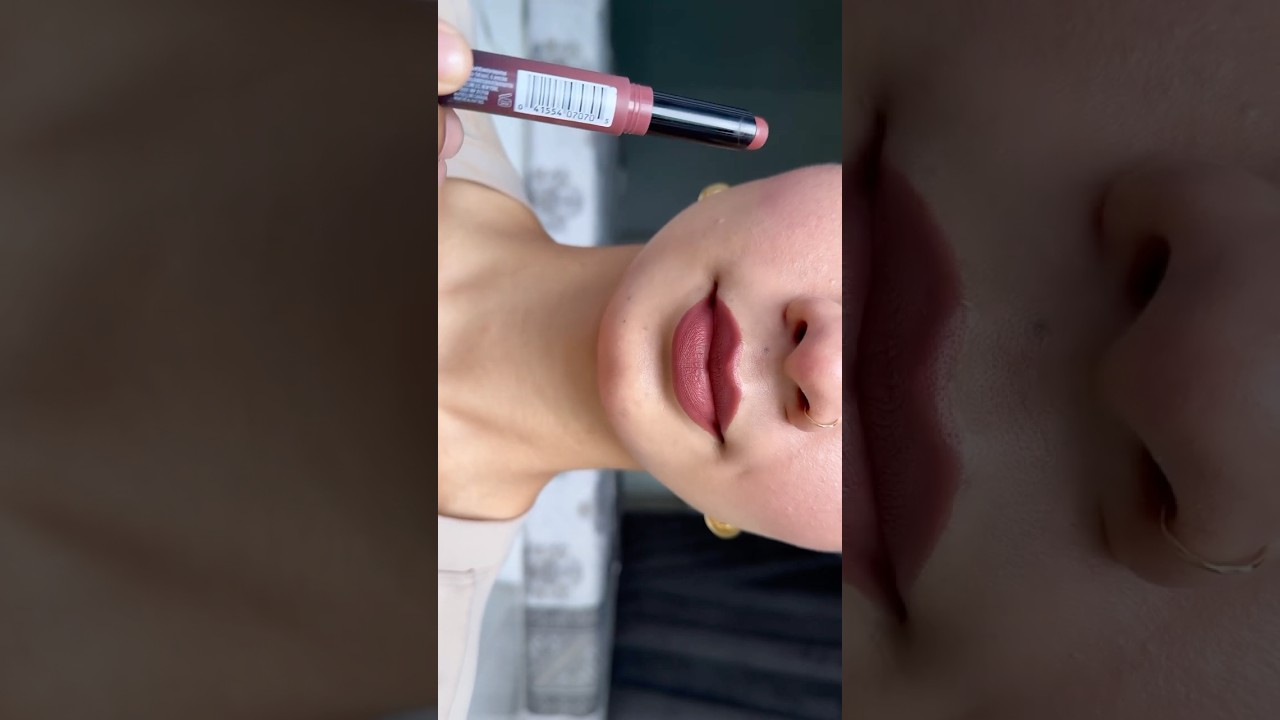 My favourite Mocha brown shade From Maybelline in the shade - More Mocha ☕️ 💗 