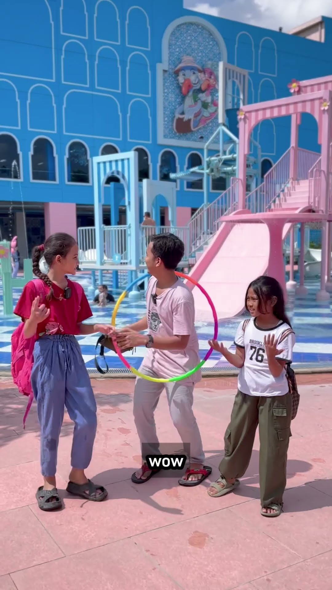 ke Kolam Renang Teleportasi pake Hulahup?