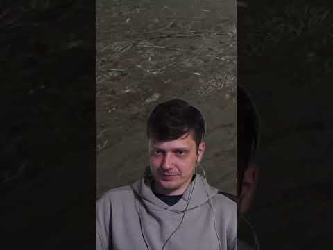 Девушки не смотрят ниже пояса